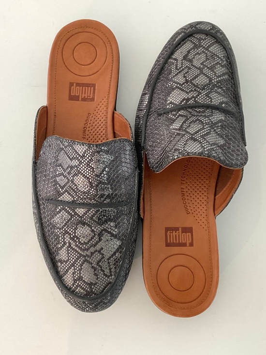 Fitflop Shoes - FITFLOP Serene Black/Grey Python Print Leather Mules Sz 9